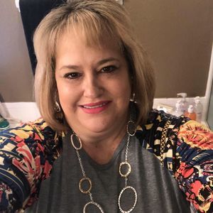 Meet your Posher, Ellen